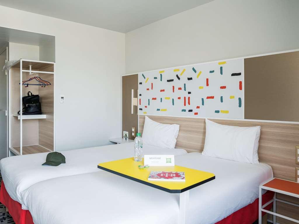 Ibis Styles Guyancourt Versailles Kamer foto