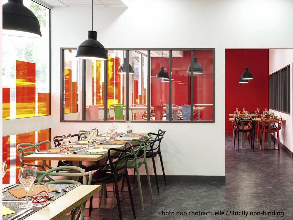 Ibis Styles Guyancourt Versailles Buitenkant foto