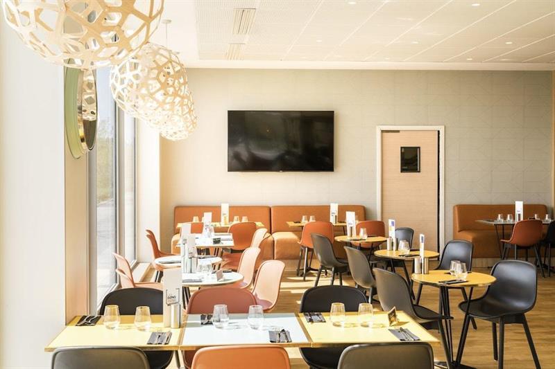 Ibis Styles Guyancourt Versailles Buitenkant foto